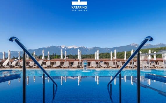Откройте для себя оазис релаксации в Катарино СПА-отеле – Разлог с открытым термальным бассейном